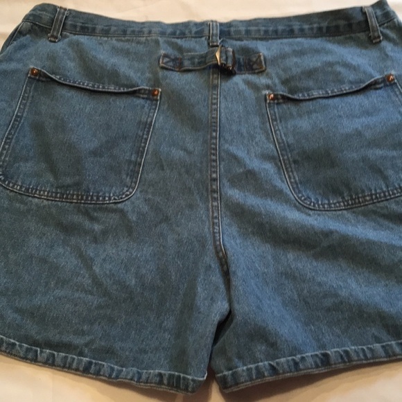 Forelli Shorts - Picture 3 of 3